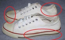 白球鞋放了半年底边都发黄了，怎么刷也刷不干净，有什么快速又有效的方法吗？
