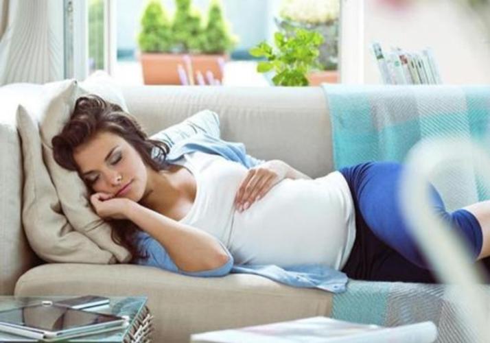 孕晚期老做梦生孩子，是怎么回事呢？吃什么帮助睡眠好呢？-图2