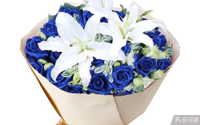 蓝色妖姬送给女的朋友要送几朵?代表什么意思？（送花朵数的含义百合）-图1