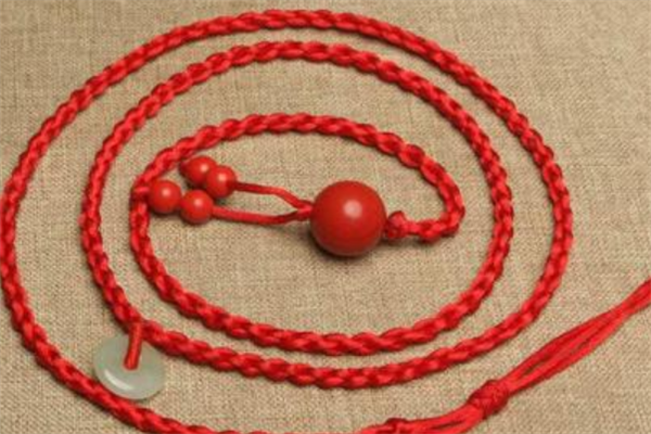 古代女子系红绳的红绳断了什么意思？（红绳断了的含义）-图2